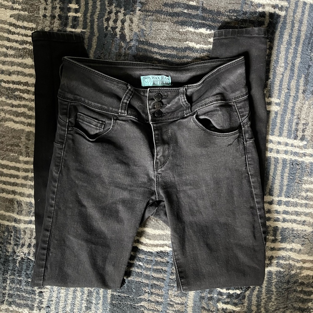 Black skinny jeans